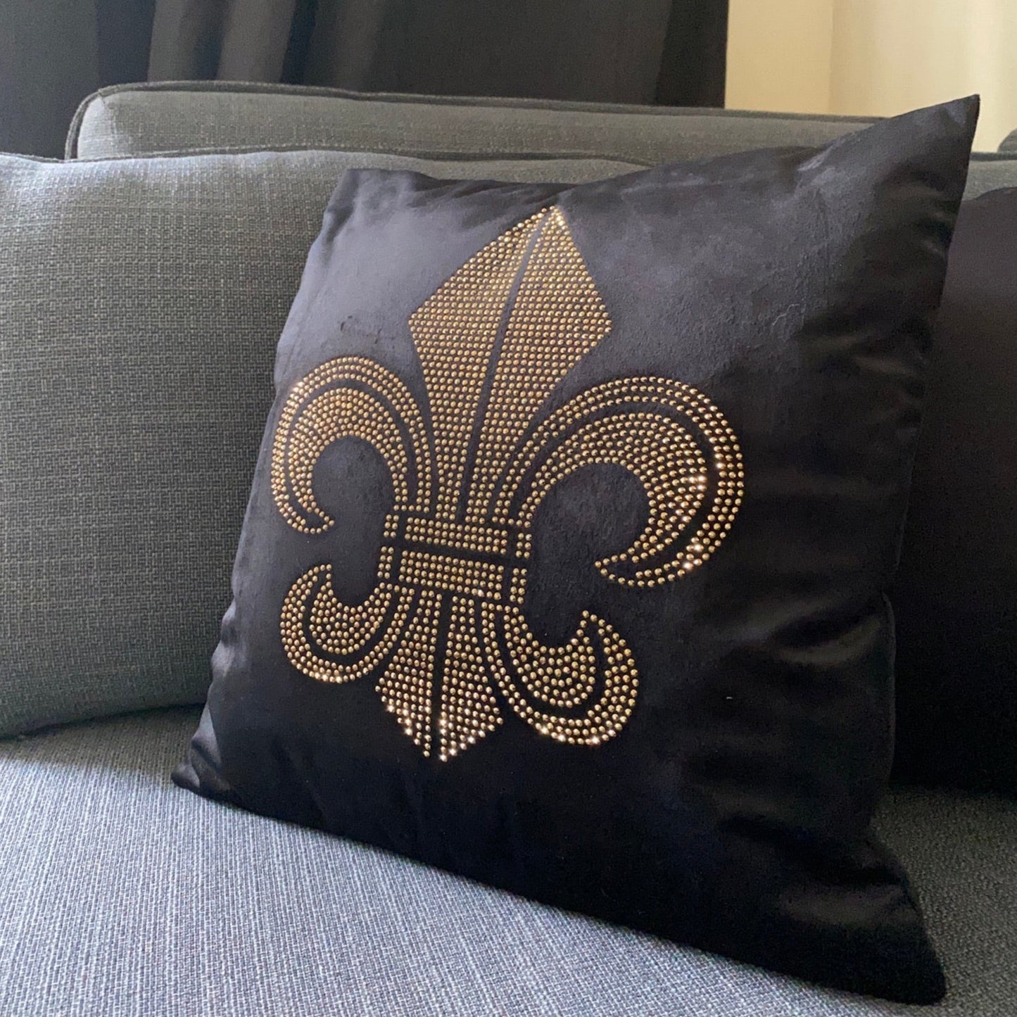 Fleur de Lis Rhinestone Symbol Pillow Case Square Flower Decorative Cushion Cover for Home Living Room Sofa Bedroom Car 40x40cm Black